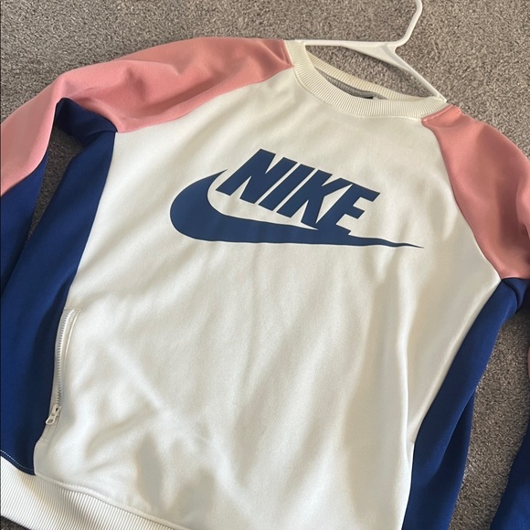 Nike Blue and Pink Raglan Sweatshirt - Picture 6 of 9